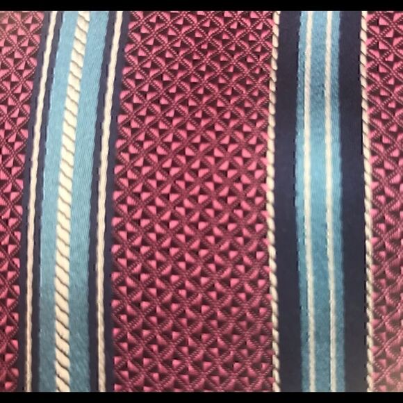David Cremieux 100% Silk Magenta and Blue Woven Striped Tie. Made in the USA - Picture 2 of 5